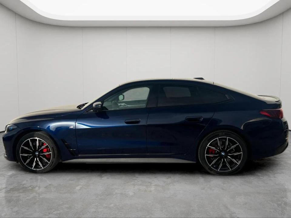 bmw-i4-2025-eletrico-0cc