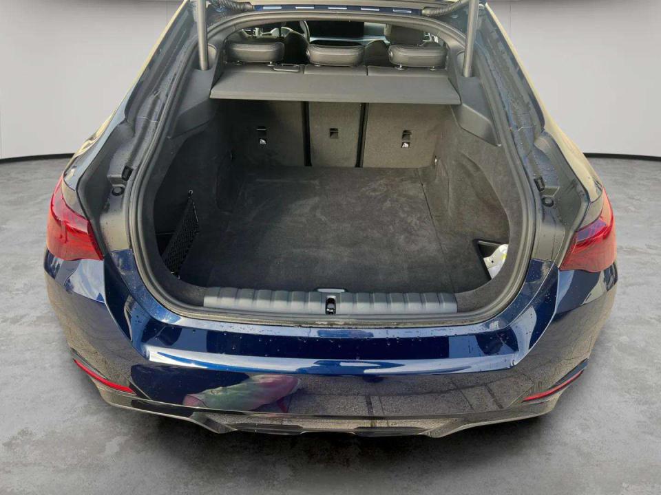 bmw-i4-2025-eletrico-0cc