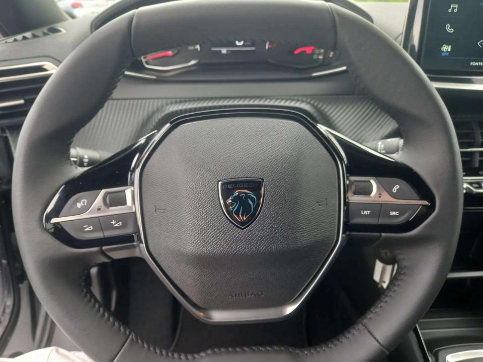 peugeot-2008-2026-gasolina-1199cc