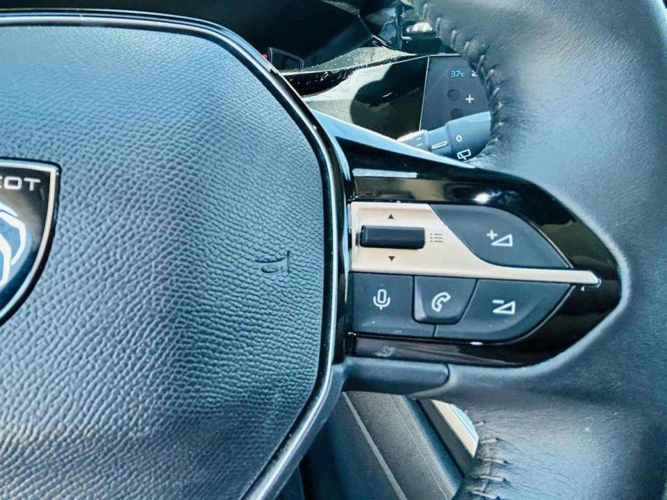 peugeot-308-2024-gasolina-1199cc
