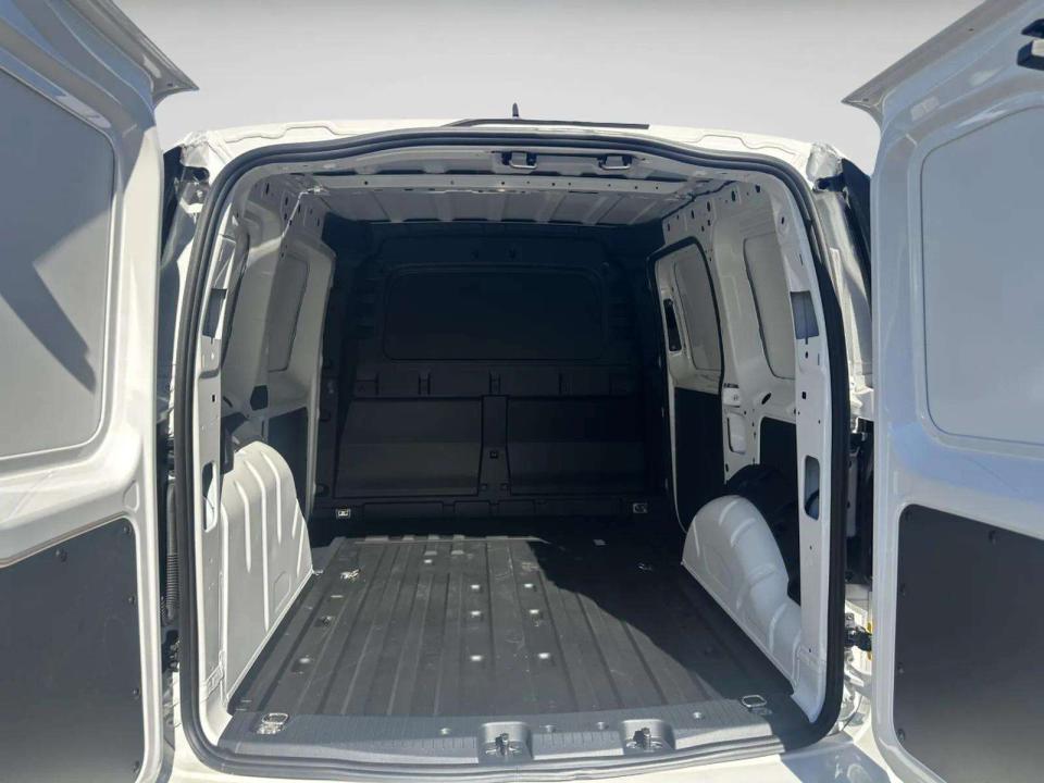 volkswagen-caddy-2026-diesel-1968cc