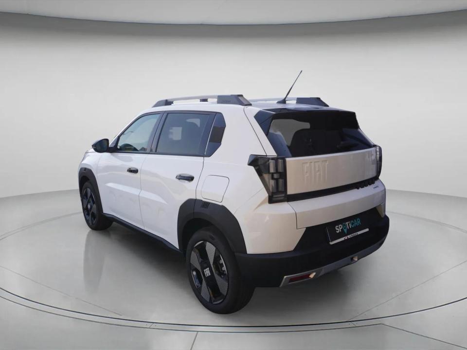fiat-grande-panda-2025-hibrido-1199cc