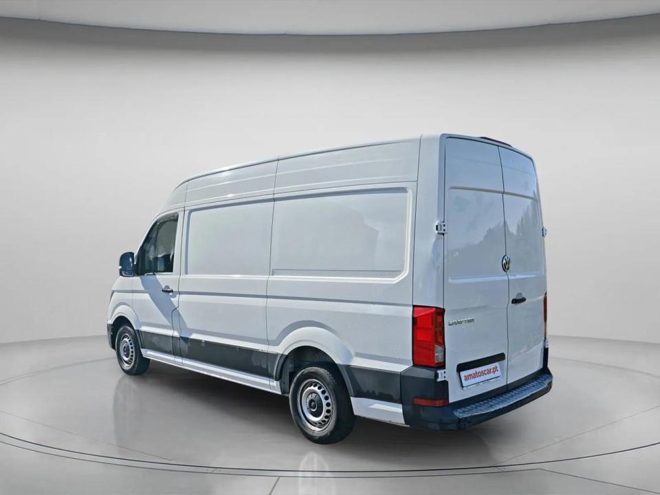 volkswagen-crafter-2022-diesel-1968cc