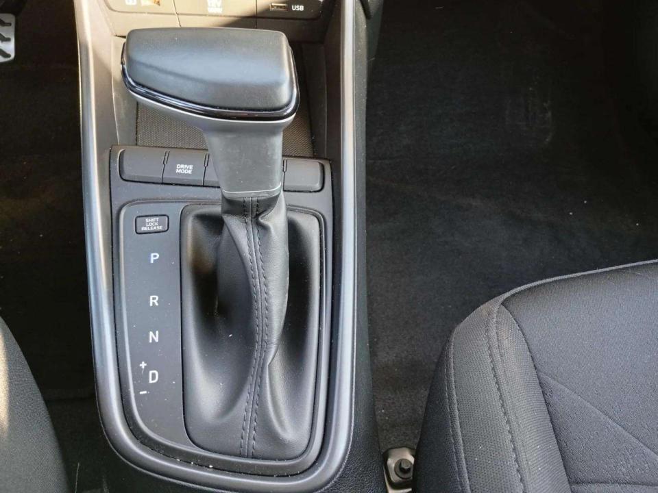 hyundai-bayon-2024-gasolina-998cc