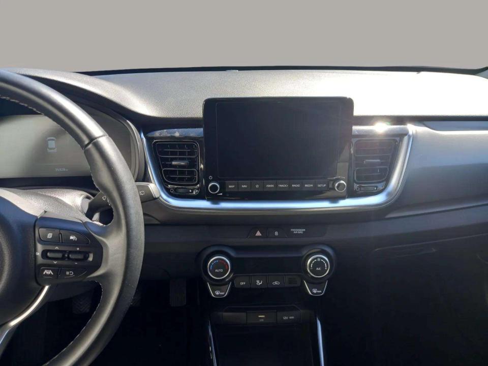kia-stonic-2025-gasolina-1197cc