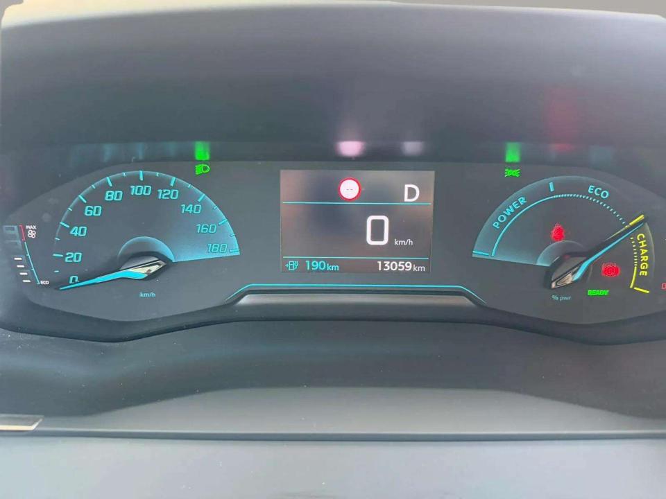 peugeot-e-208-2024-eletrico-0cc