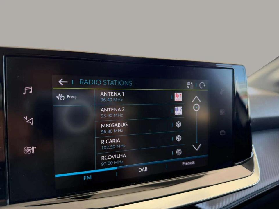 peugeot-e-208-2024-eletrico-0cc