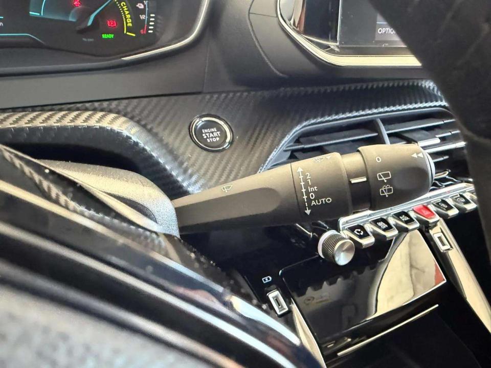 peugeot-e-208-2024-eletrico-0cc