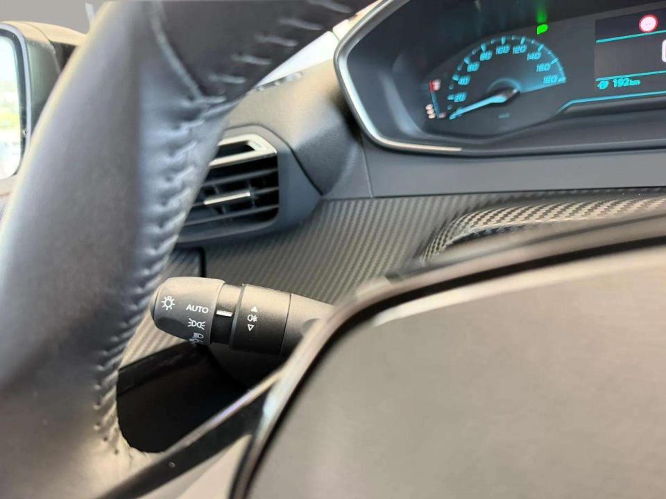 peugeot-e-208-2024-eletrico-0cc