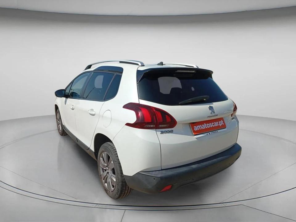 peugeot-2008-2017-gasolina-1199cc