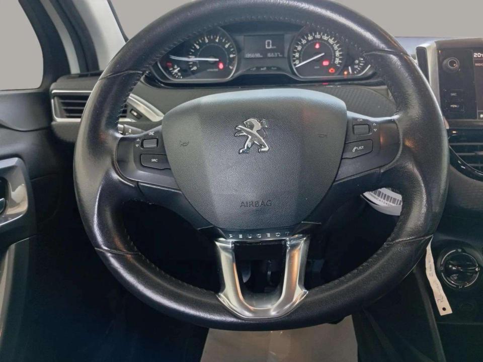 peugeot-2008-2017-gasolina-1199cc