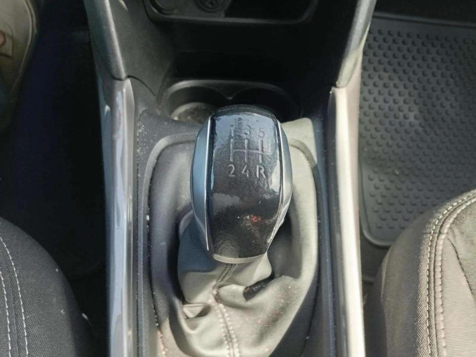 peugeot-2008-2017-gasolina-1199cc