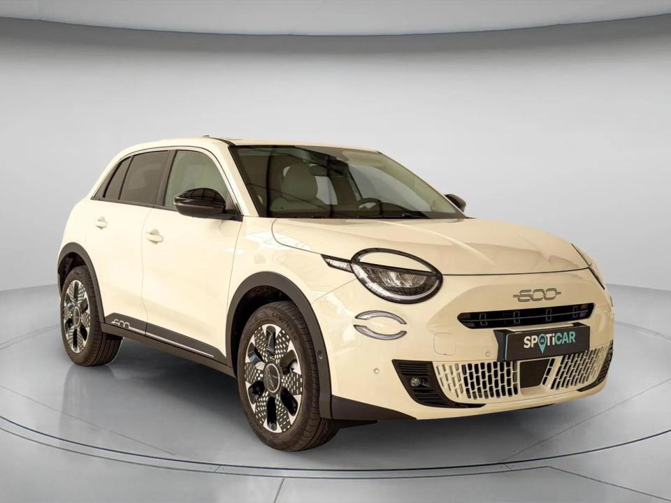 fiat-600-2026-hibrido-1199cc