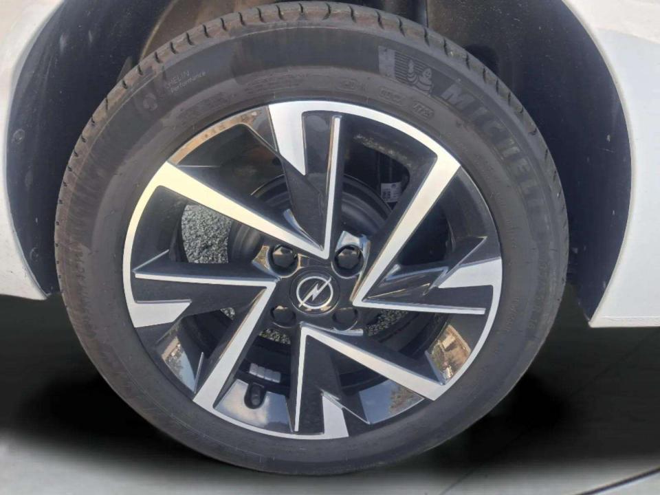 opel-corsa-2026-gasolina-1199cc