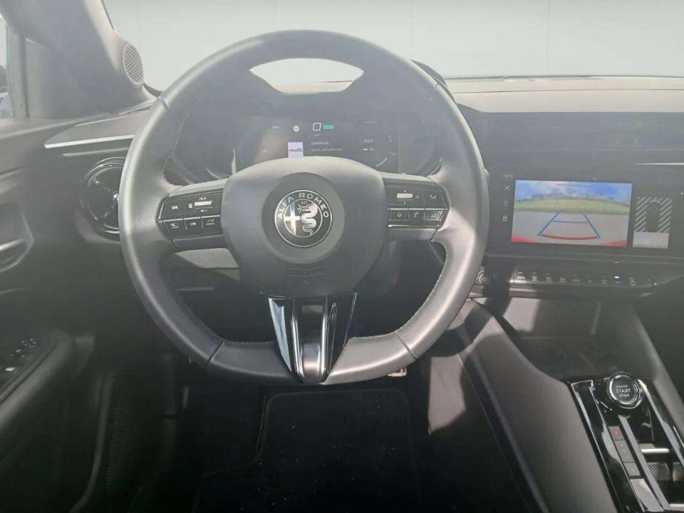 alfa-romeo-junior-2024-eletrico-0cc