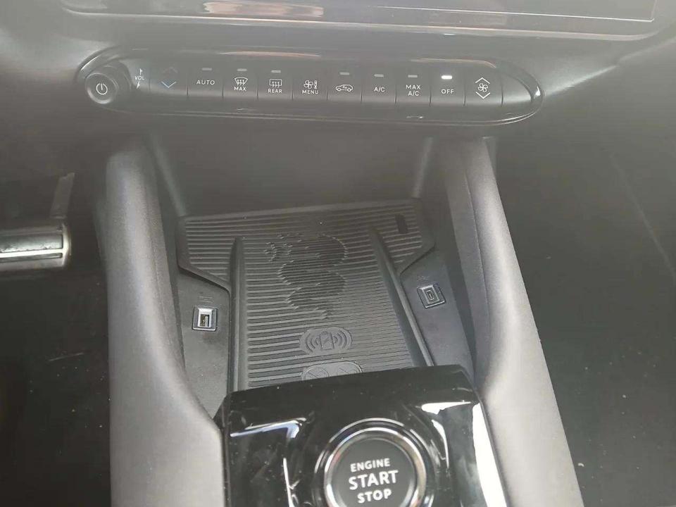 alfa-romeo-junior-2024-eletrico-0cc