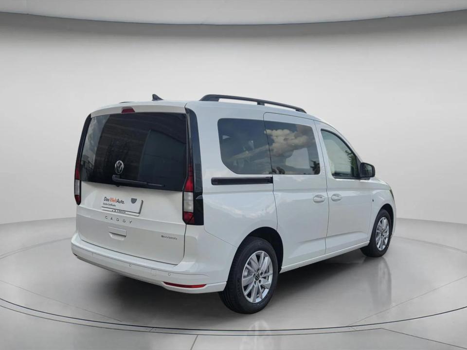 volkswagen-caddy-2026-hibrido-1498cc