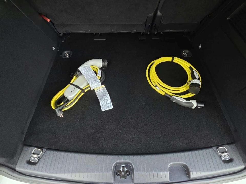 volkswagen-caddy-2026-hibrido-1498cc