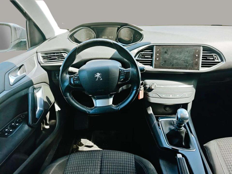 peugeot-308-2018-diesel-1499cc