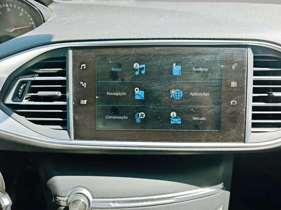 peugeot-308-2018-diesel-1499cc