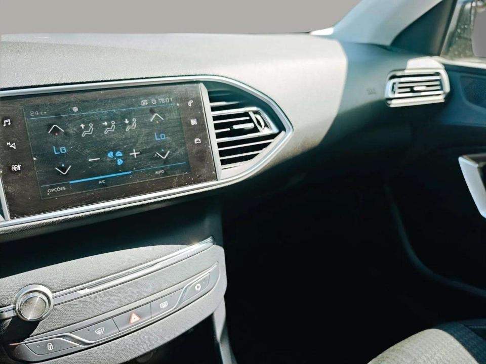 peugeot-308-2018-diesel-1499cc