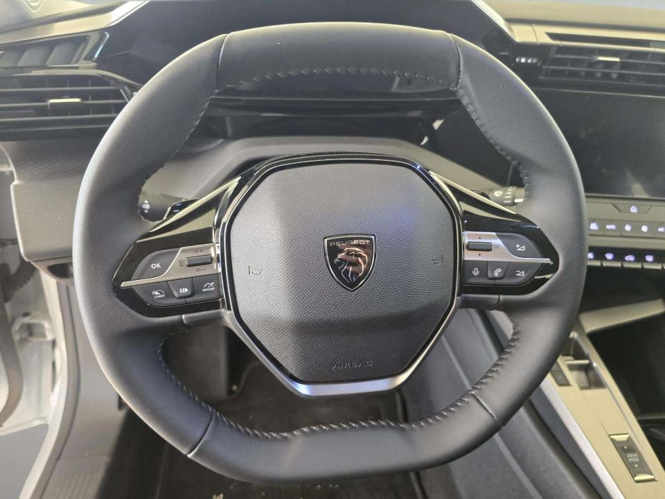 peugeot-308-2026-gasolina-1199cc