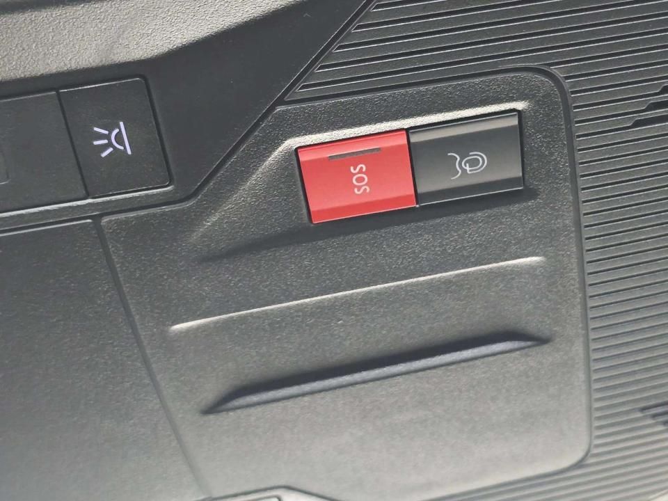 peugeot-308-2026-gasolina-1199cc