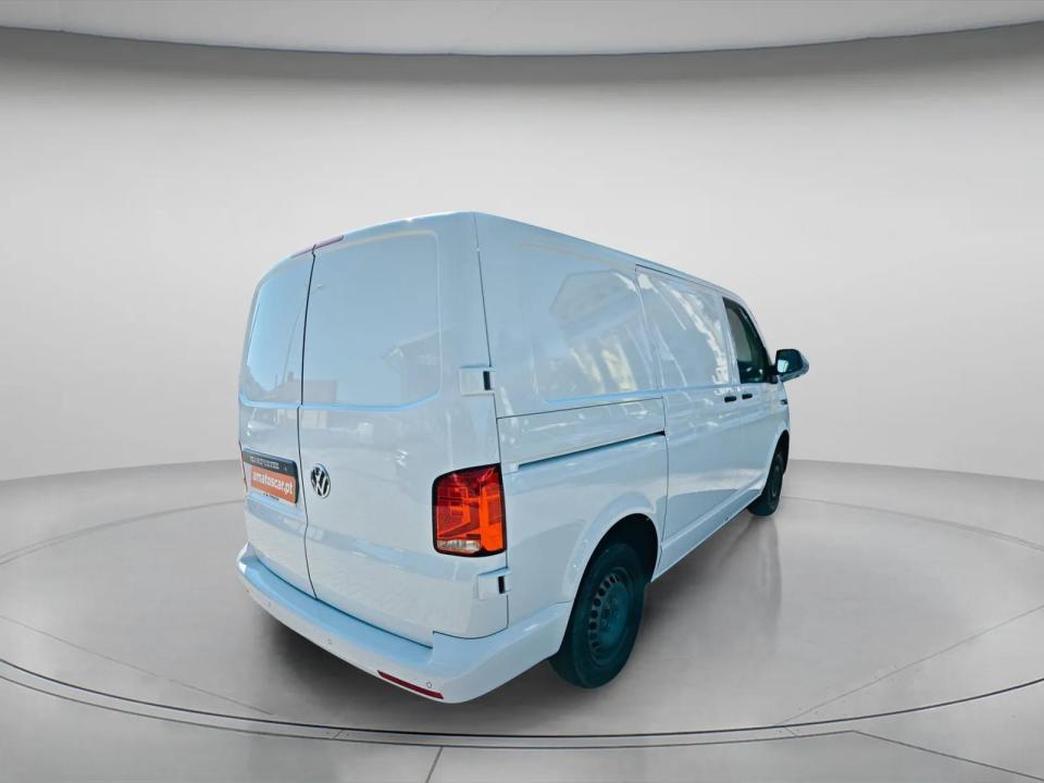 volkswagen-transporter-2022-diesel-1968cc