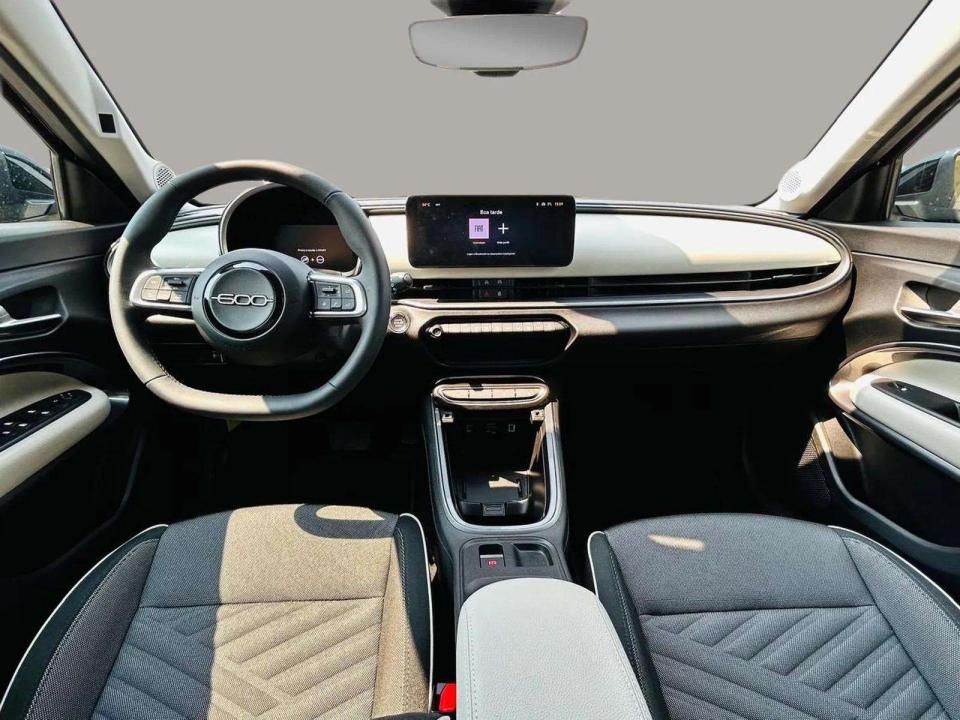 fiat-600-2026-gasolina-1199cc