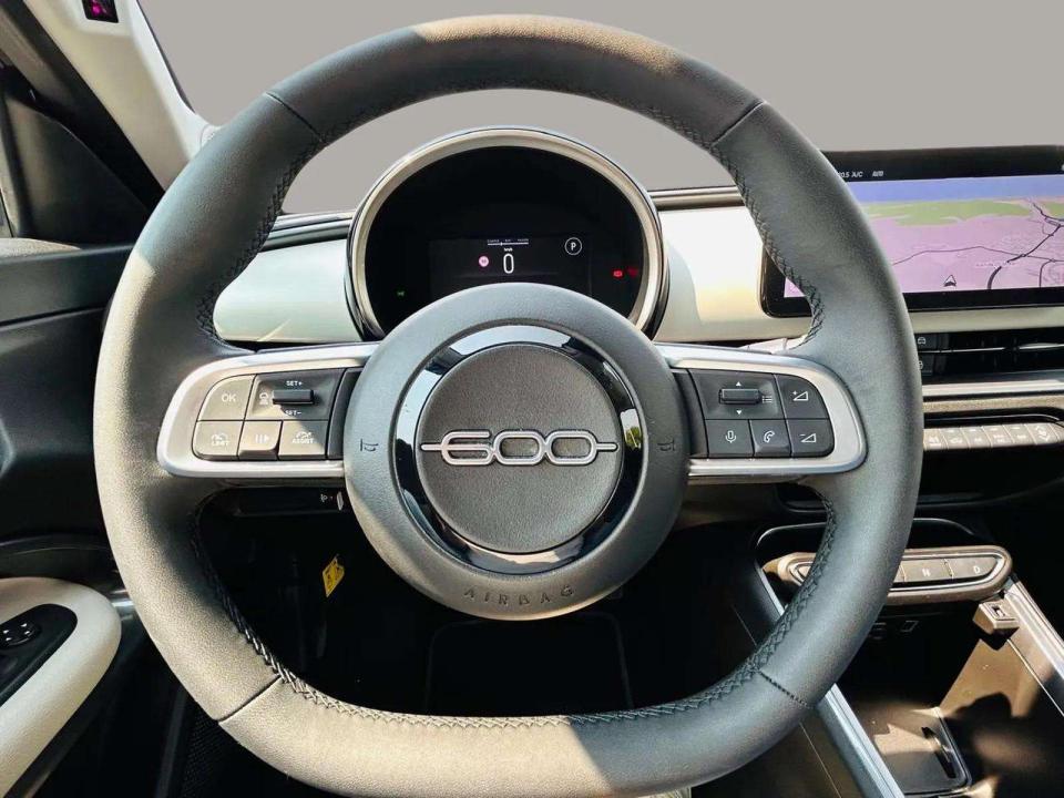 fiat-600-2026-gasolina-1199cc