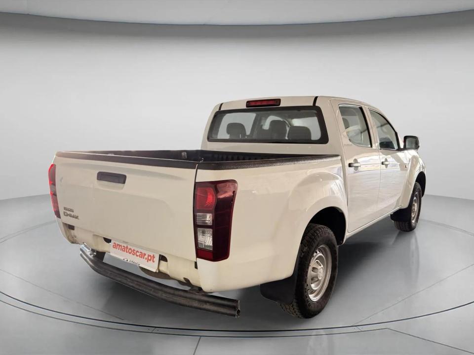 isuzu-d-max-2017-diesel-1900cc