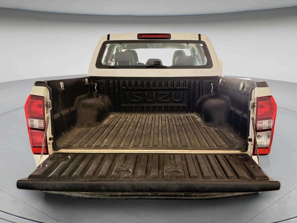 isuzu-d-max-2017-diesel-1900cc