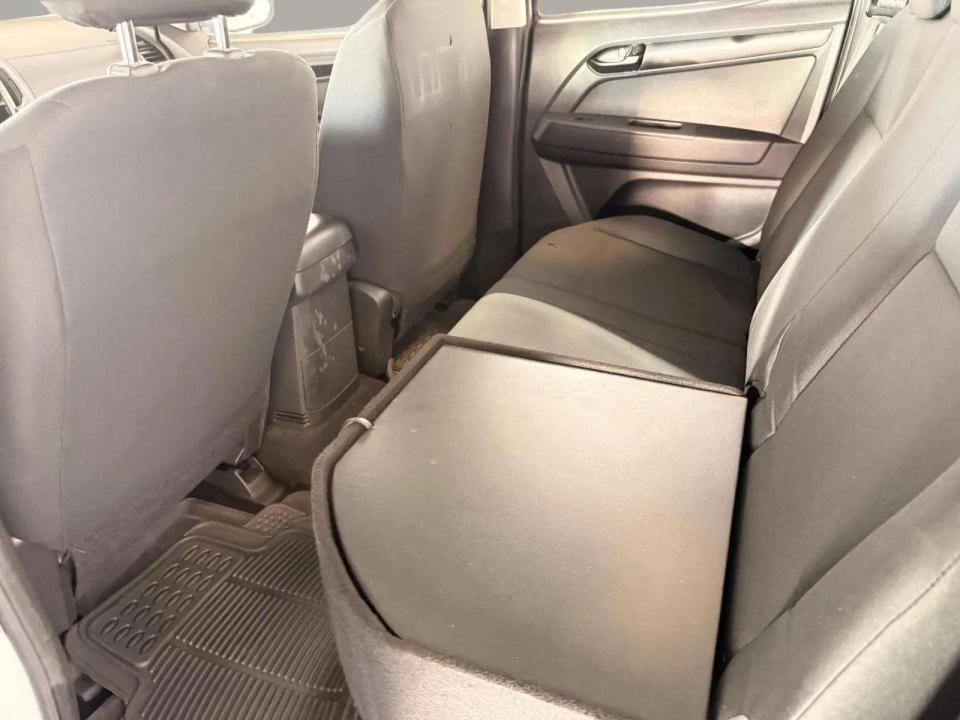 isuzu-d-max-2017-diesel-1900cc