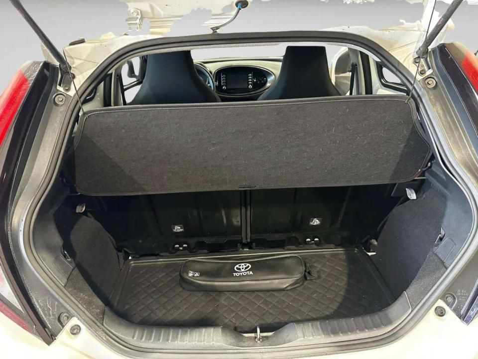 toyota-aygo-x-2024-gasolina-998cc