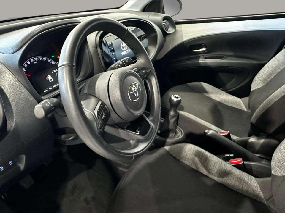 toyota-aygo-x-2024-gasolina-998cc