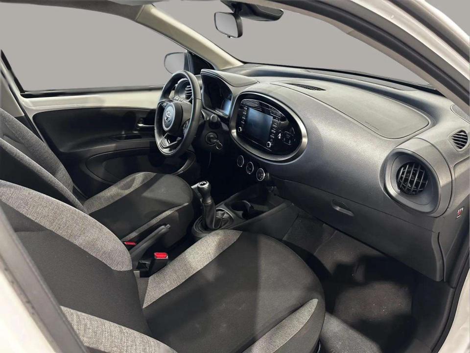 toyota-aygo-x-2024-gasolina-998cc