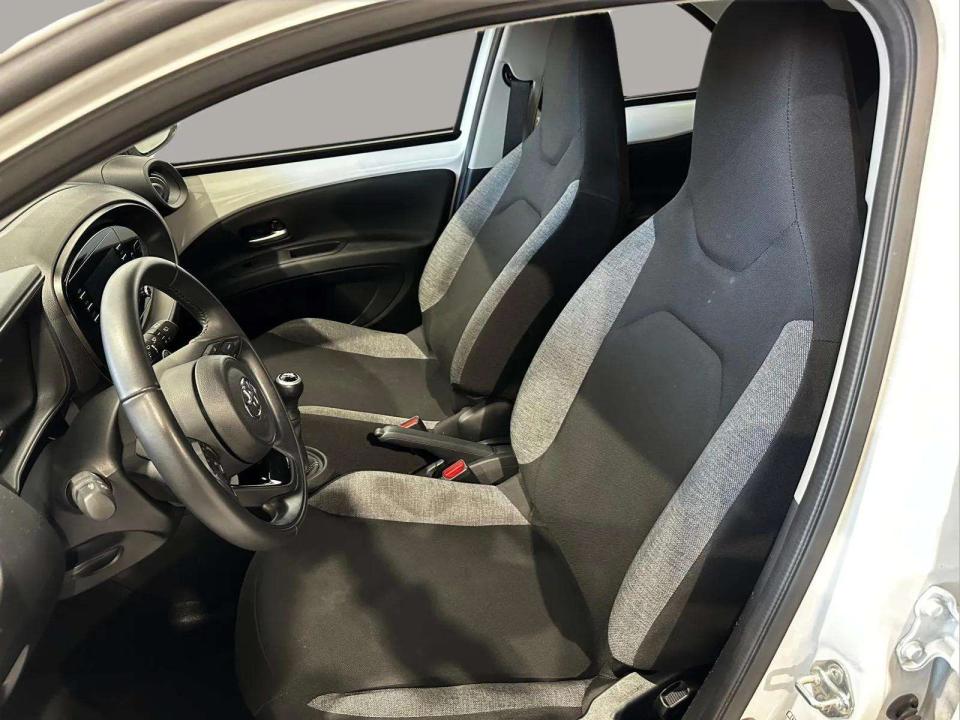 toyota-aygo-x-2024-gasolina-998cc