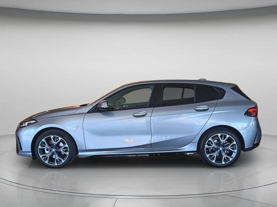 bmw-serie-1-2025-gasolina-1499cc