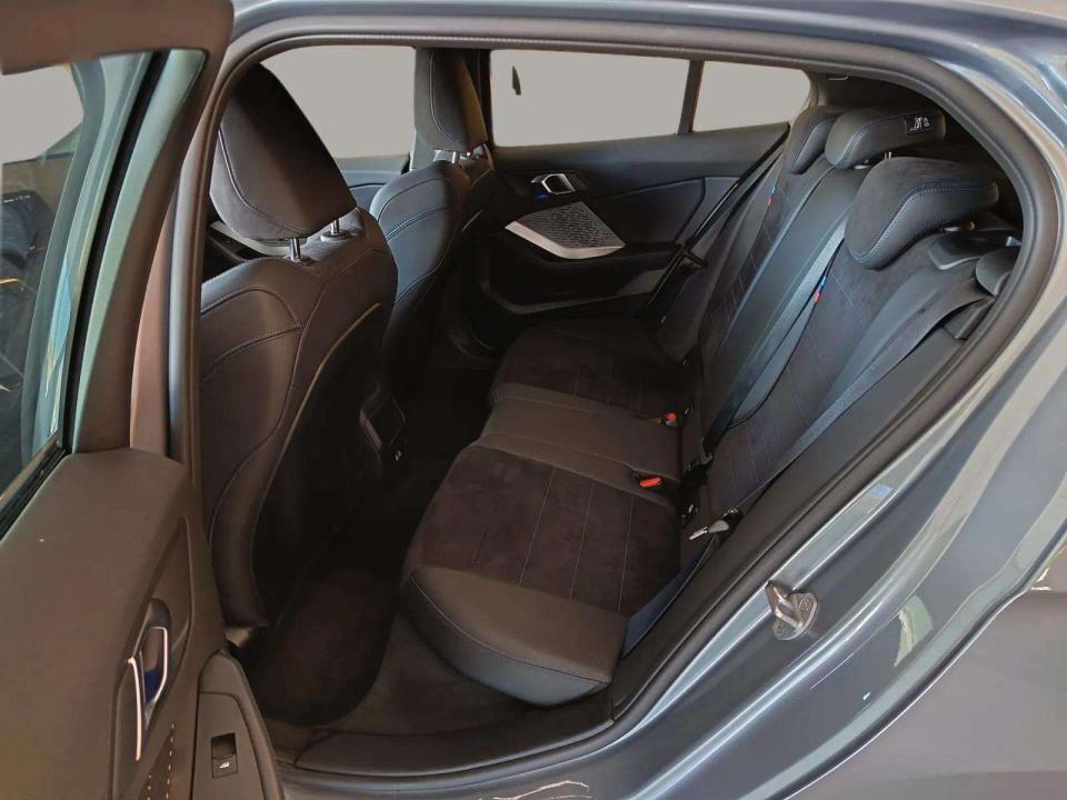 bmw-serie-1-2025-gasolina-1499cc