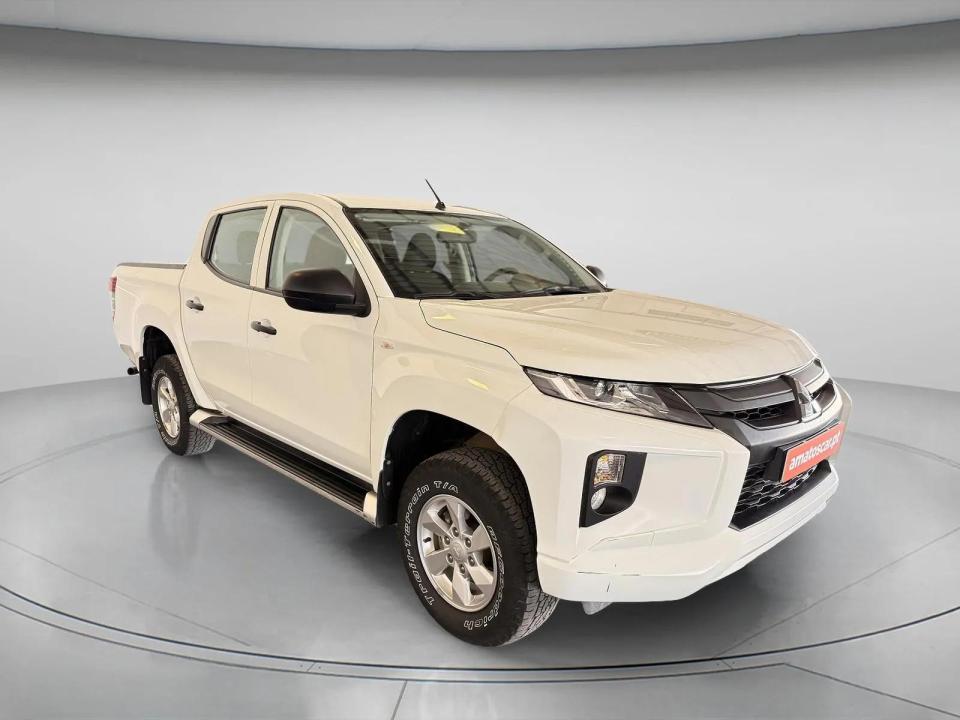 mitsubishi-l200-2023-diesel-2268cc