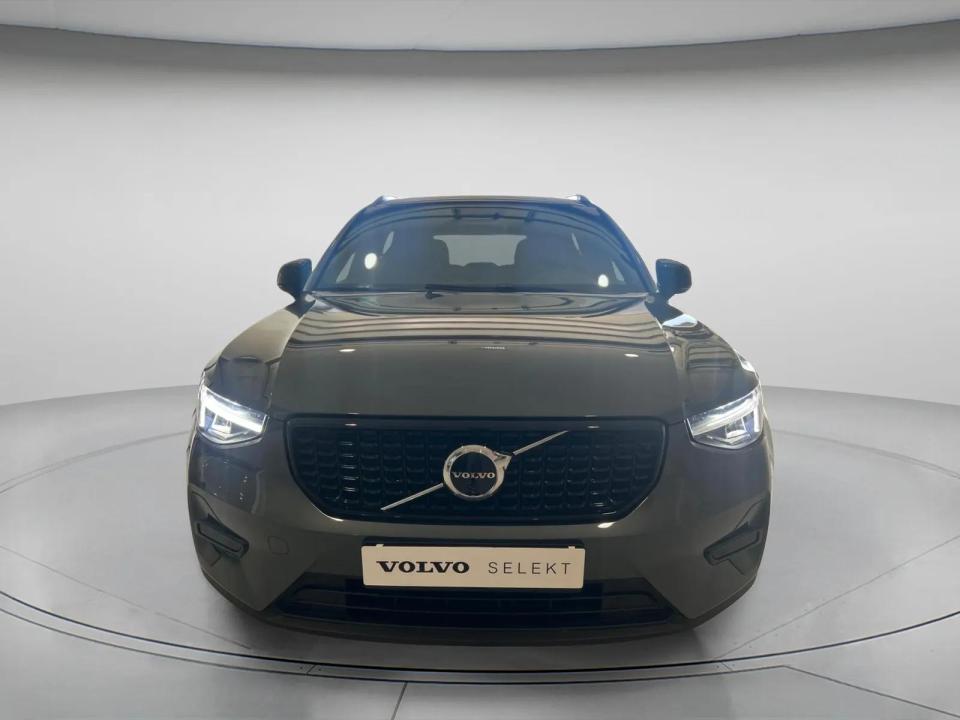 volvo-xc40-2026-gasolina-1969cc