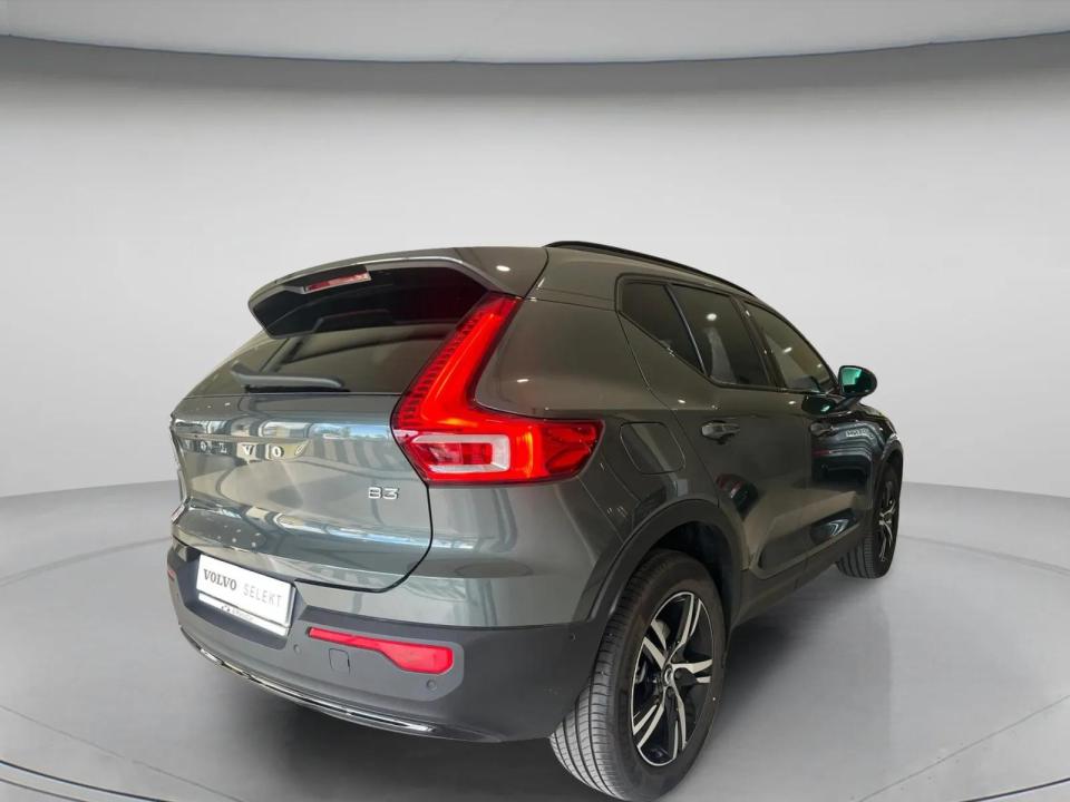 volvo-xc40-2026-gasolina-1969cc