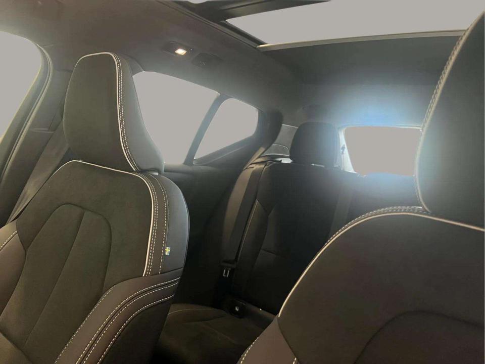 volvo-xc40-2026-gasolina-1969cc