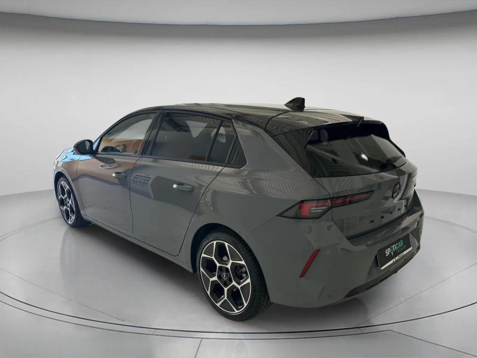 opel-astra-2026-gasolina-1199cc