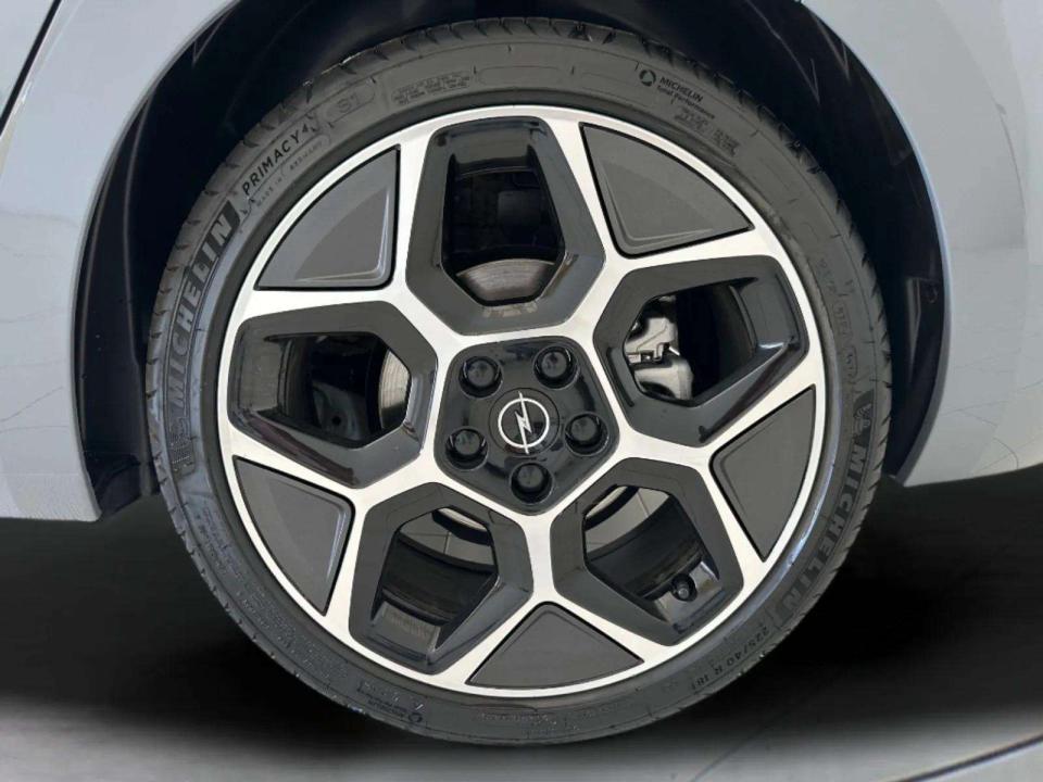 opel-astra-2026-gasolina-1199cc