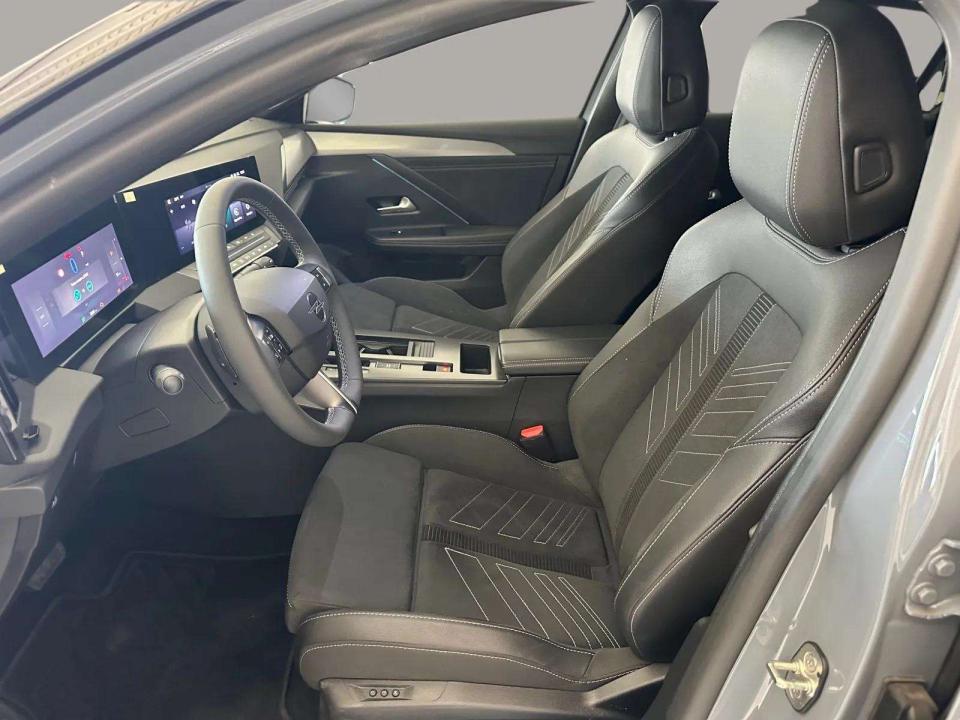 opel-astra-2026-gasolina-1199cc