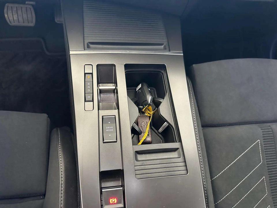 opel-astra-2026-gasolina-1199cc