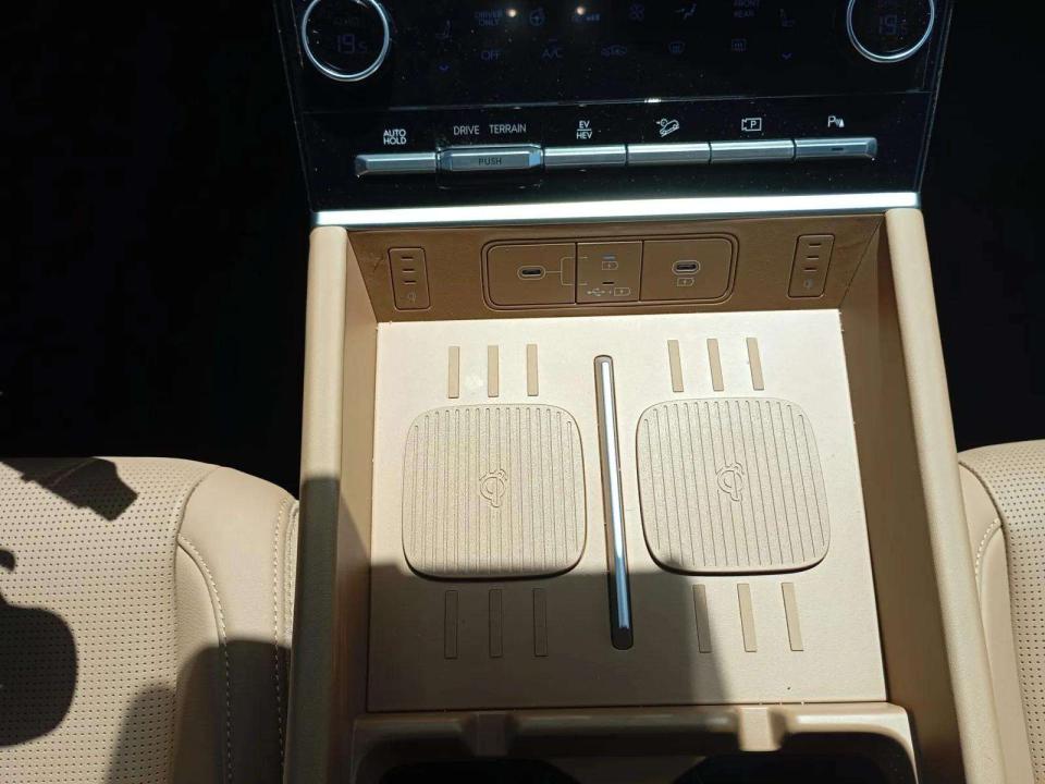 hyundai-santa-fe-2025-hibrido-1598cc