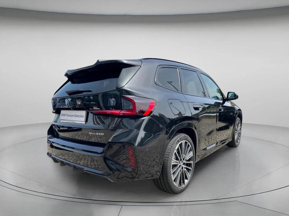 bmw-x1-2026-hibrido-1499cc