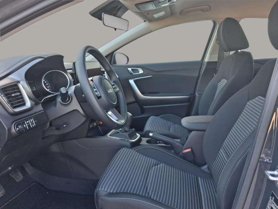 kia-xceed-2026-gasolina-998cc